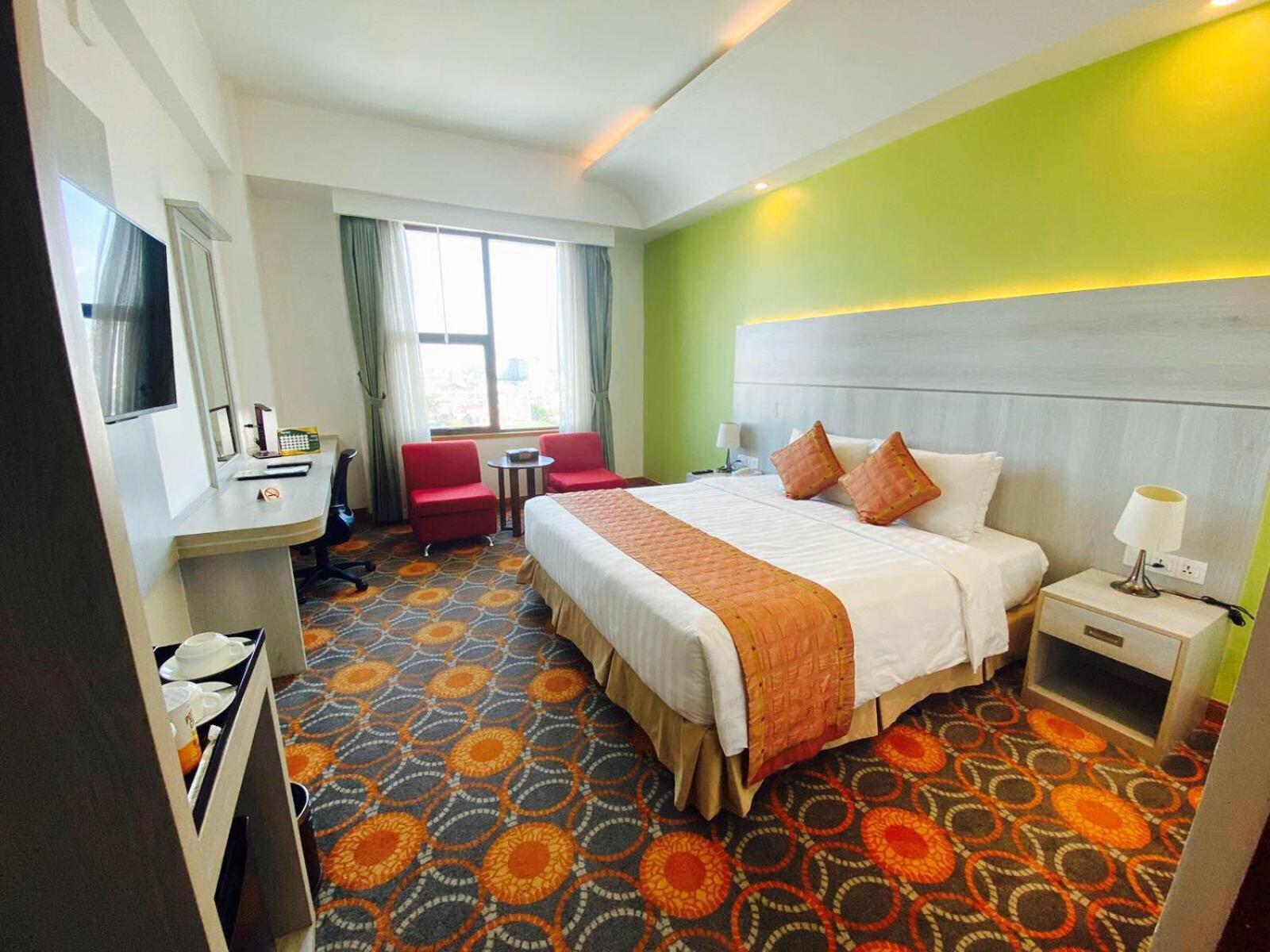 Ritz Grand Hotel מנדלאי מראה חיצוני תמונה