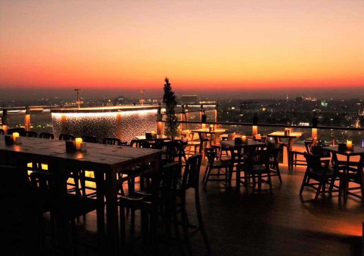 Ritz Grand Hotel מנדלאי מראה חיצוני תמונה