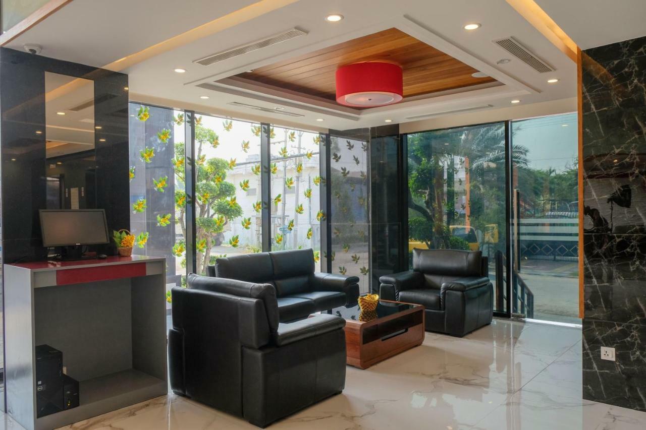 Ritz Grand Hotel מנדלאי מראה חיצוני תמונה